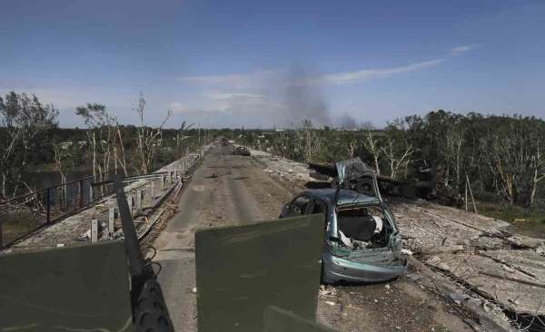 Rus ordusu Severodonetsk'e giden tüm köprüleri yıktı - Luhansk haber
