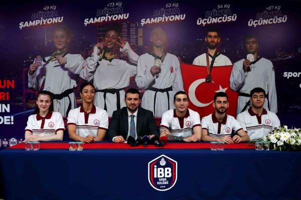 İBBSK Genel Sekreteri Erdem Arslanoğlu, Dünya Tekvando Şampiyonası'nda madalya alan sporcularla buluştu