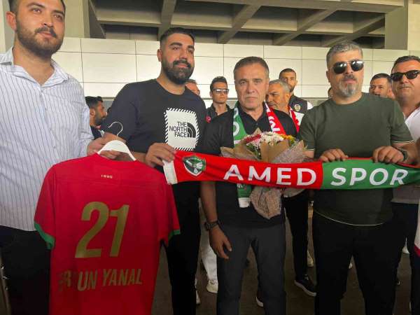 Amedspor'un yeni teknik direktörü Ersun Yanal, Diyarbakır'a geldi