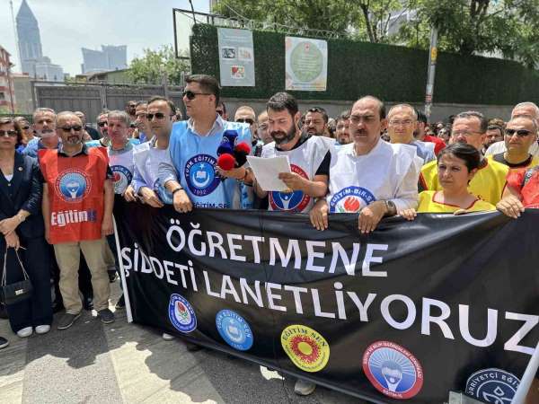 Sendikalar Ümraniye'deki öğretmene saldırıyı protesto etti