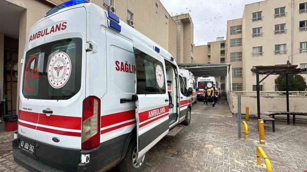 Siverek'te çift taraflı trafik kazası: 7 yaralı