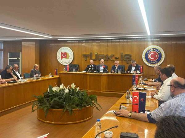 TÜRK-İŞ Genel Başkanı Atalay'dan TÜHİS'in teklifine ilişkin açıklama