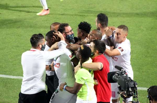 Süper Lig: Denizlispor: 2 - Trabzonspor: 1 (Maç sonucu) 