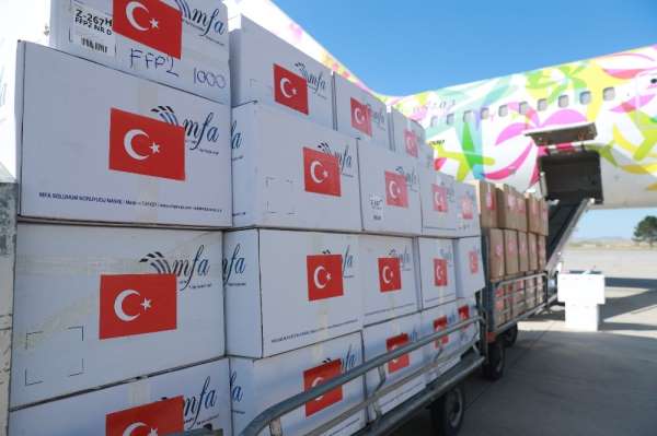Türkiye'den Kazakistan'a tıbbi malzeme yardımı