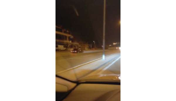 Ters şeride giren sürücü kazaya davetiye çıkardı