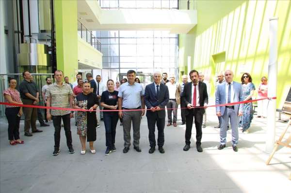 Eskişehir Teknik Üniversitesinde '15 Temmuz Demokrasi ve Milli Birlik Günü' Fotoğraf Sergisi açıldı