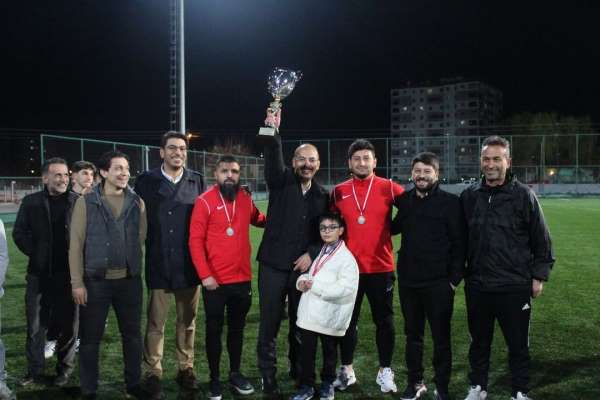 Kocasinan Şimşekspor'da Başkan Vekili Başkal görevinden ayrıldı