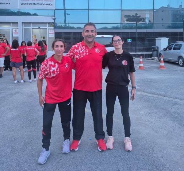 Eskişehir'den Zeynep Özkara, Balkan Şampiyonu oldu