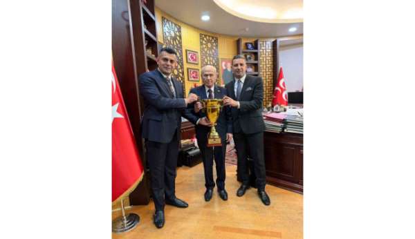 Türk Boks Federasyonu'ndan MHP Genel Başkanı Devlet Bahçeli'ye ziyaret