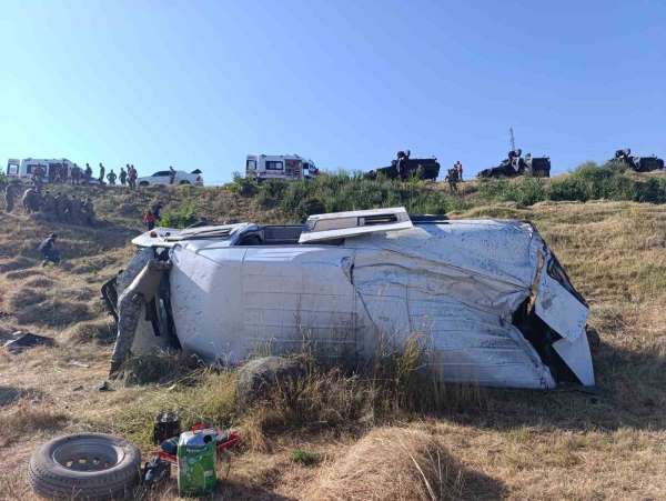 Van'da trafik kazası: 3 yaralı