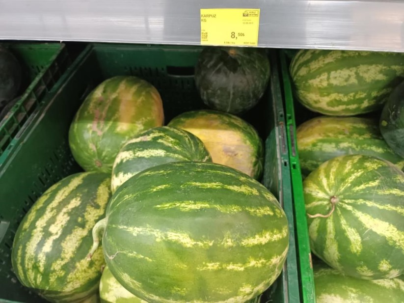Tarımda planlama eksikliği fiyatları vurdu: Karpuz tarlada 2, markette 8,5 TL