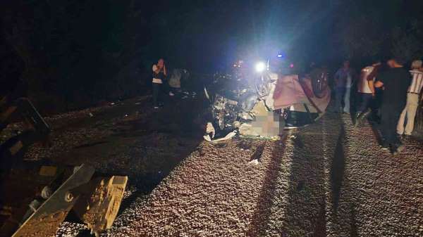 Çanakkale'de feci kaza: 6 ölü