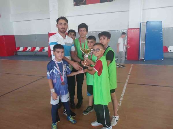 Elazığ'da futsal turnuvası sona erdi