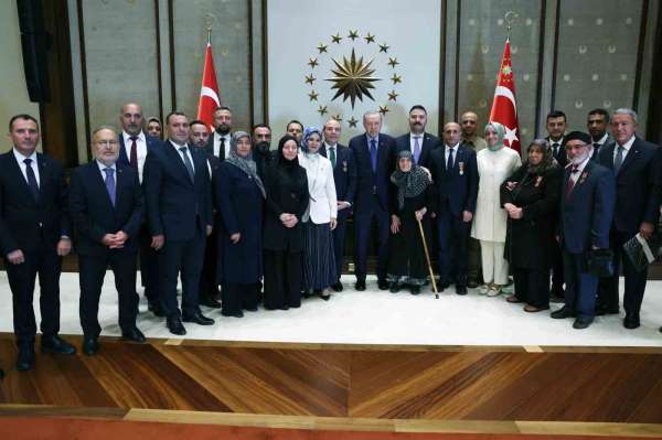 Cumhurbaşkanı Erdoğan: 'Şimdiye kadar şehitlerimizin emanetlerine ve gazilerimize devletimizin tüm imkânlarını