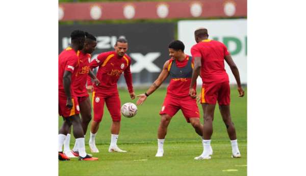 Galatasaray, Çorum FK maçının hazırlıklarını tamamladı