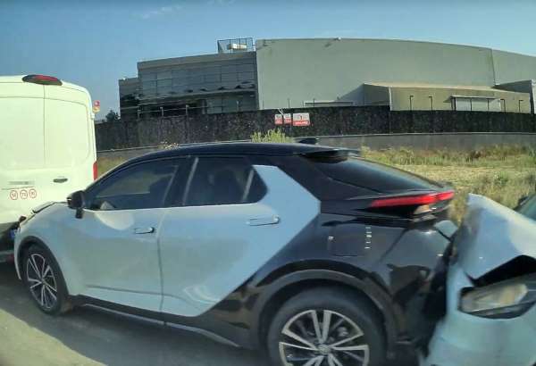 Şile'de 3 aracın zincirleme kazaya karıştığı anlar kamerada