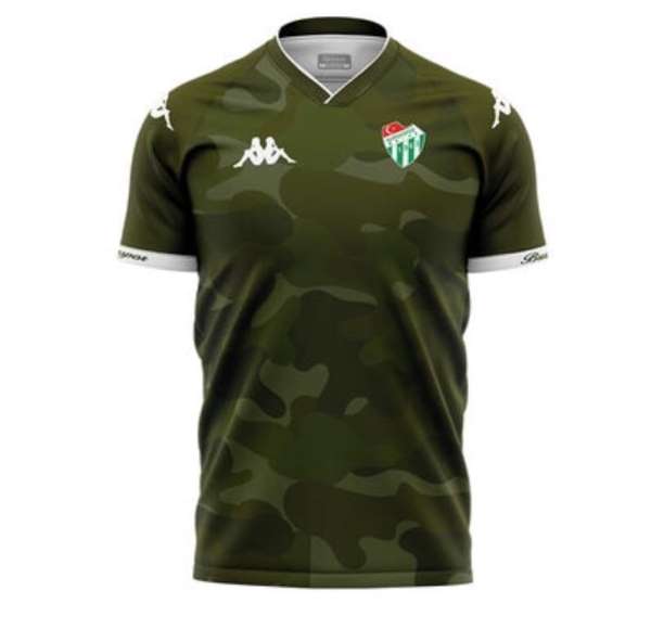 Bursaspor formalarına yoğun ilgi! En çok ilgi kamuflaja