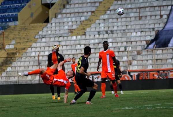 TFF 1. Lig: Adanaspor: 0 - İstanbuspor: 0 (İlk yarı sonucu)