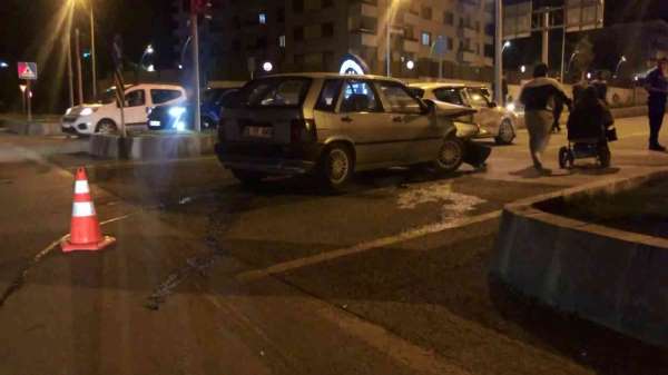 İki araç çarpıştı, kazada 1 kişi hafif yaralandı - Erzurum haber