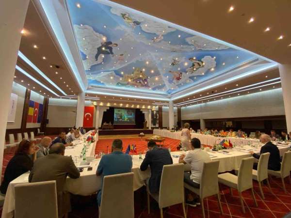 Türkiye Romanya Konferansı Kuşadası'nda yapılıyor - Aydın haber