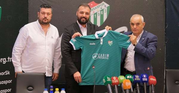 Bursaspor'un forma göğüs sponsoru Tarım ve Peyzaj A.Ş oldu