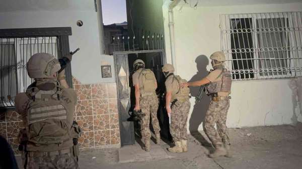 Mersin'de terör örgütlerine operasyon: 4 gözaltı kararı
