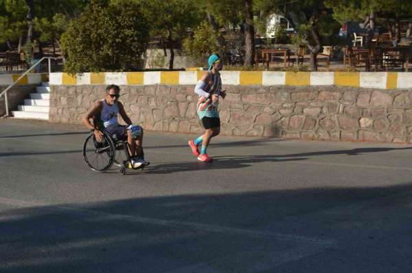 Balıkesir'de Uluslararası Yarı Maratonu start aldı