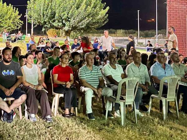 Buharkent'te Ay Yıldızlı coşku birlikte yaşandı