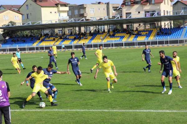 TFF 3. Lig: Fatsa Belediyespor: 0 - Bergama Belediyespor: 0