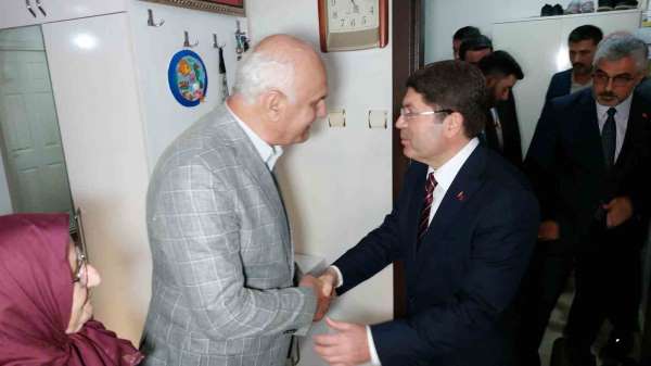 Adalet Bakanı Tunç, Şehit Başsavcı Murat Uzun'un ailesini ziyaret etti