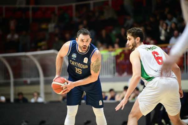 Yalova'da zafer Çayırova'nın: 95-83