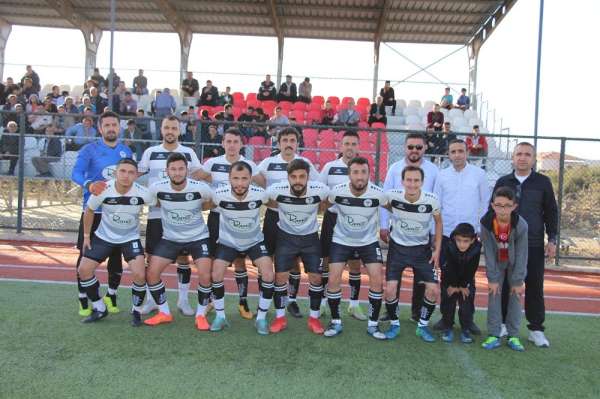 Ülküspor ilk devreyi lider kapatmak istiyor 