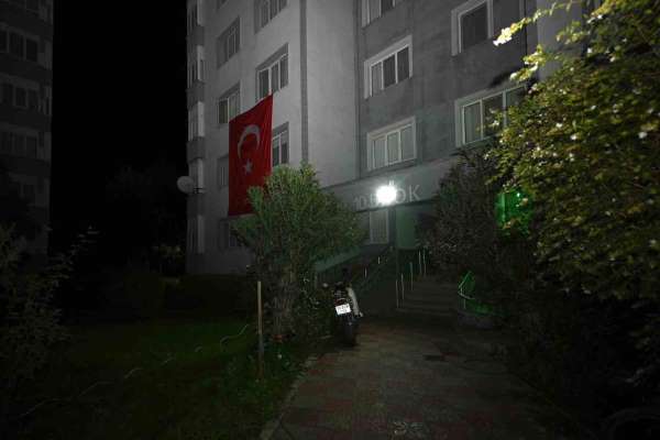 AK Parti, şehit ailesini ziyaret etti