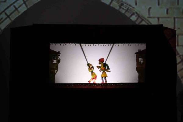 Karagöz Festivali dünyayı Bursa'da buluşturuyor