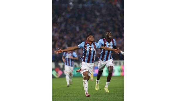 Trabzonspor'da Onuachu ile Augusto zirvede