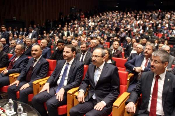 Bakan Albayrak: '2020'ye girmeden tek haneli faizleri kamu bankalarımız piyasala