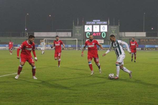 TFF 1. Lig: Giresunspor: 1 - Adana Demirspor: 0 (İlk yarı) 