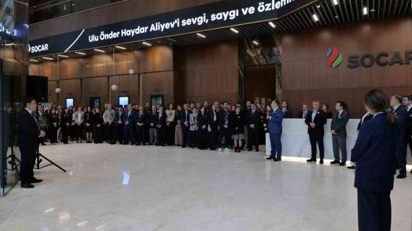 Azerbaycan halkının Ulusal Lideri Haydar Aliyev, vefatının 20'nci yıl dönümünde anıldı
