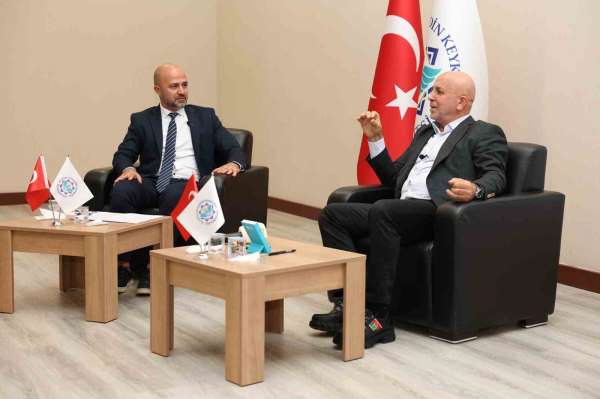 Başkan Çavuşoğlu, ALKÜ'de Alanyaspor'u anlattı