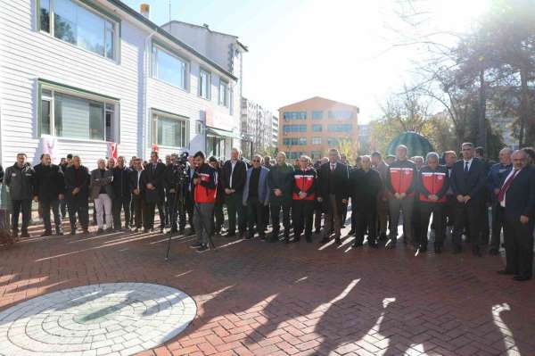 Diyarbakır'da çiftçilere fidan ve malzeme desteği sağlandı