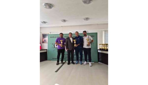 Bodrum Birlikspor'un altyapı başarıları kupayla taçlandı