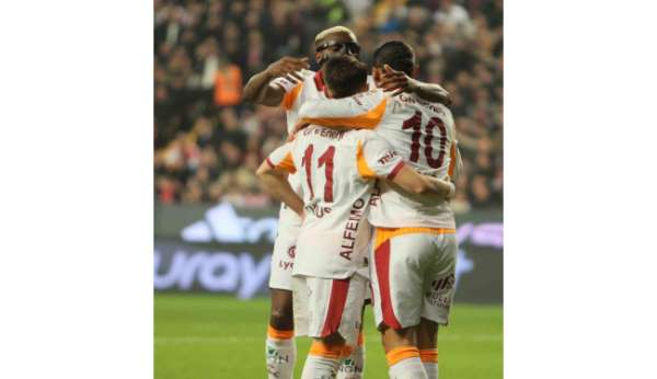 Leroy Sane'den ligde üst üste 3 gol