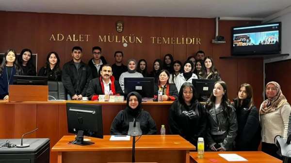 Sinop'ta öğrenciler adaletin işleyişini yerinde gözlemledi