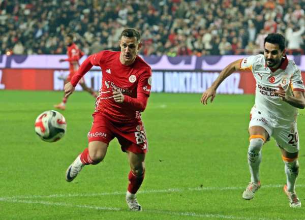 Trendyol Süper Lig: Antalyaspor: 1 - Galatasaray: 4