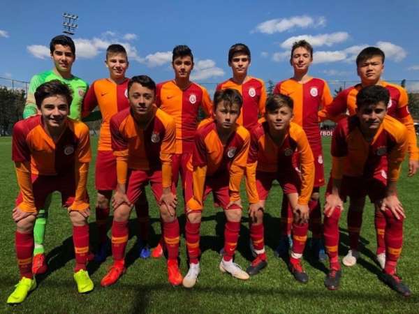 Galatasaray U14 Takımı'ndan Barcelona'ya 6 gol 