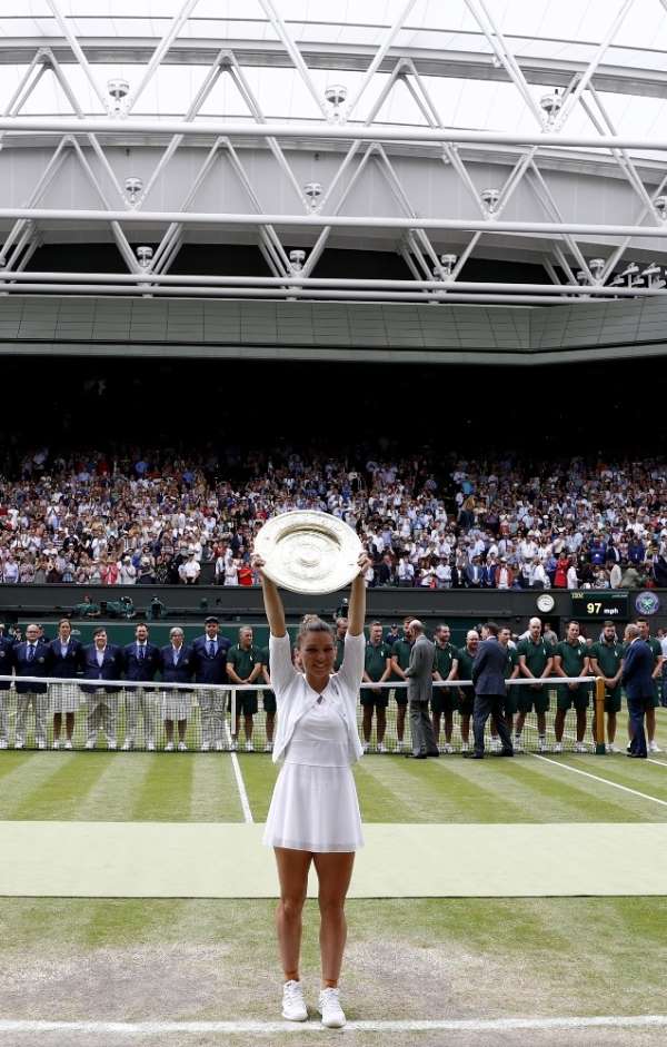 Wimbledon'da şampiyon Simona Halep 