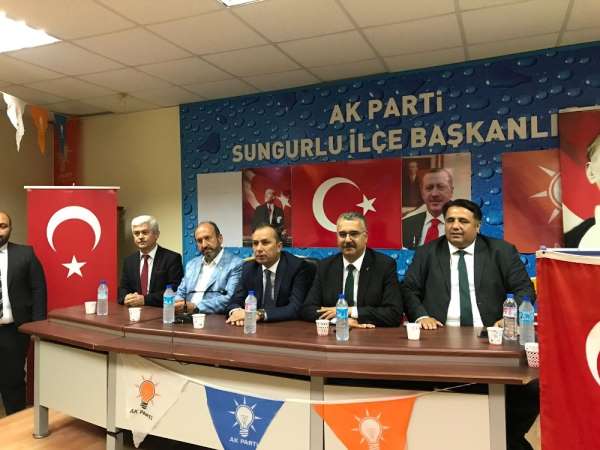 AK Parti'den teşkilatlara bayram ziyareti 