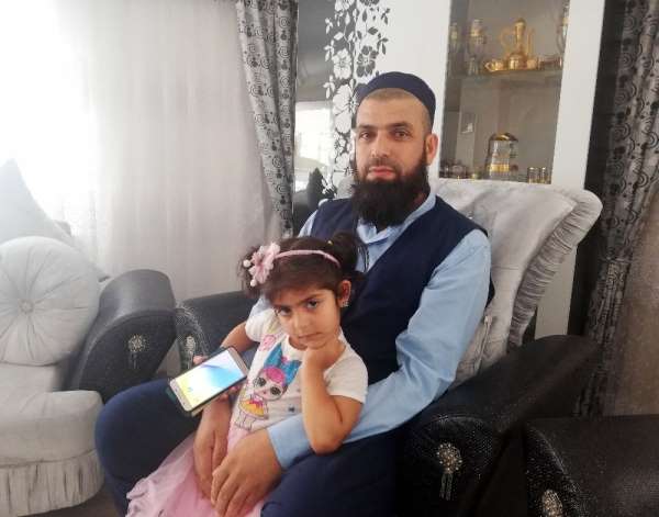 (Özel) Esenyurt'ta arabanın ezdiği minik Zeynep'in ölümden inanılmaz kurtuluşu