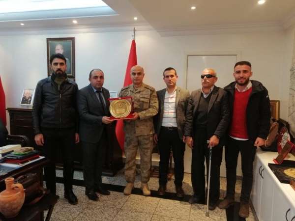 Şehit yakınlarından Diyarbakır Jandarma Bölge Komutanı Başoğlu’na ziyaret 