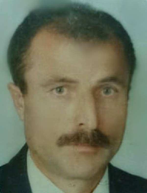 Evinin girişinde ölü bulundu